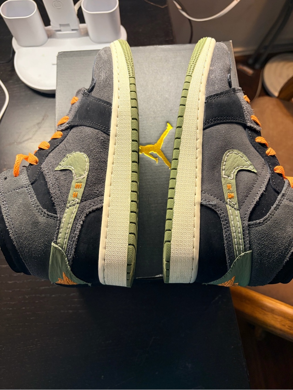 Jordan Air Jordan 1 Mid SE Craft (GS) Anthracite/Black 4Y FD5847-003